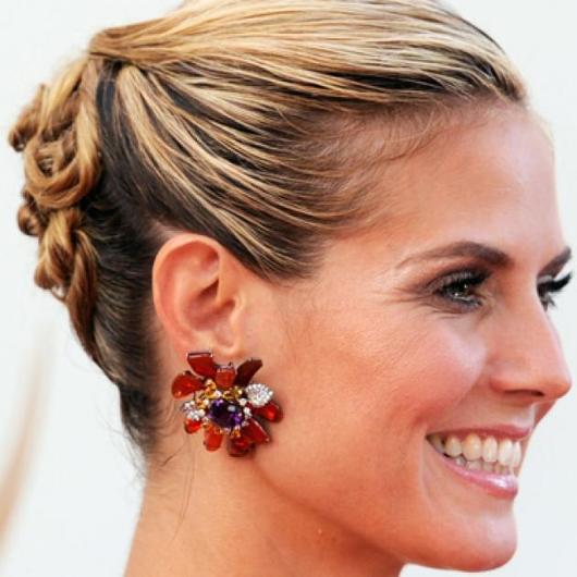 http://www.tlife.gr/files/Image/BEAUTY/2011/HOWTOMALLIA/BEST_HAIR_2011/resized/heidi_klum_S_530_530.jpg