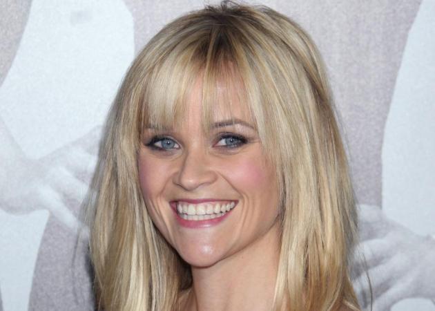 Η Reese Witherspoon ζητάει την beauty συμβουλή μας στο twitter! Ας βοηθήσουμε!