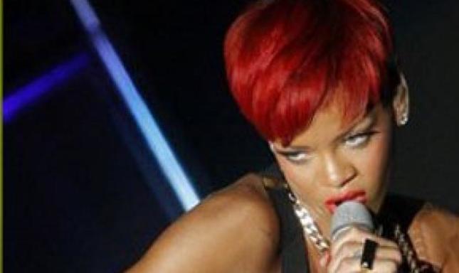 To νέο τατουάζ της Rihanna είναι λάθος!