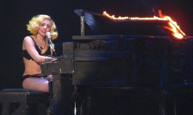 Το κλάμα της Lady Gaga!