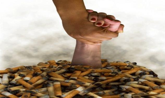Ταινία δείχνει στον καπνιστή πως θα πεθάνει από το τσιγάρο!