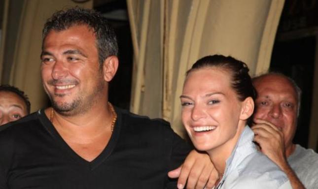 Υβόννη Μπόσνιακ: ''Με φώναζαν οδοντογλυφίδα, ήμουν κοκαλιάρα!''