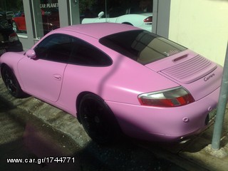 car5 Η διάσημη ροζ porsche της Τζούλιας στις μικρές αγγελίες! Γιατί την πουλάει;