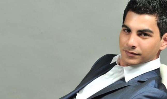 Σταύρος Κωνσταντίνου στη ''Μία'': ''Είχα μία εφήμερη σχέση. Ανέβασε γυμνές φωτογραφίες μου στο διαδίκτυο''
