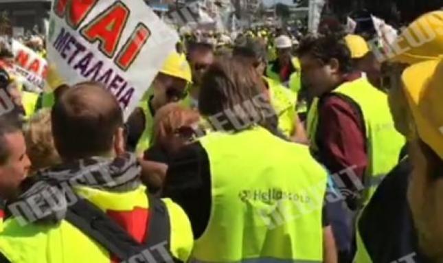 Άναψαν τα αίματα στo κέντρο της Αθήνας - Θερμό επεισόδιο γυναίκας με μεταλλωρύχους