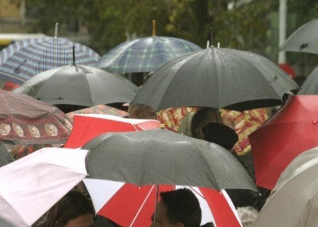 Καιρός: Βροχές και συννεφιά το Σάββατο - Δες πού θα βρέξει