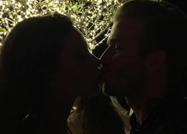 David Beckham: Οι γυναίκες της ζωής του ποζάρουν με μαγιό και μας τις δείχνει!