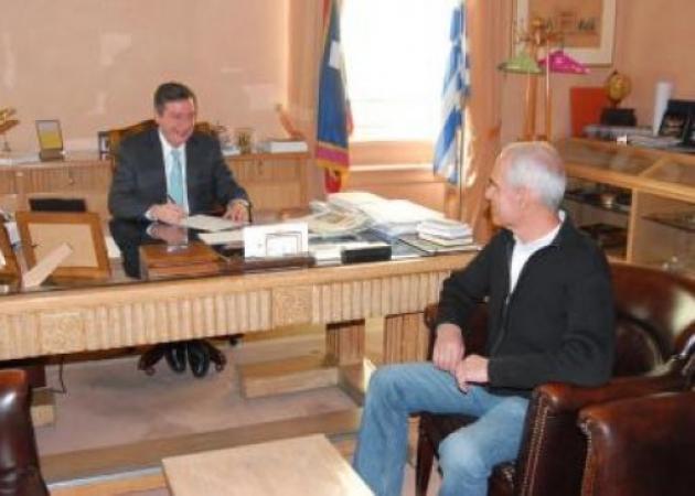Υπογράφηκε το πρώτο Σύμφωνο Συμβίωσης μεταξύ δυο ανδρών στην Αθήνα!