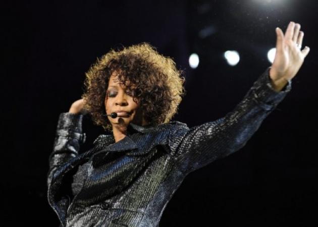 Στο σφυρί προσωπικά αντικείμενα της Whitney Houston - Ανάμεσά τους και ένα βραβείο Emmy