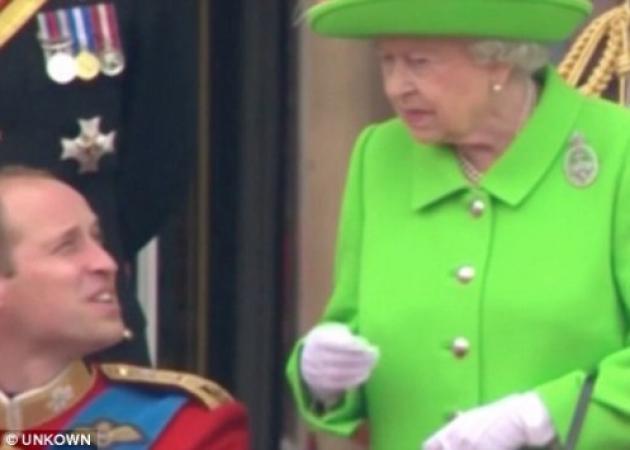 Η χειρονομία της Ελισάβετ στον Πρίγκιπα William - “Σήκω πάνω!”