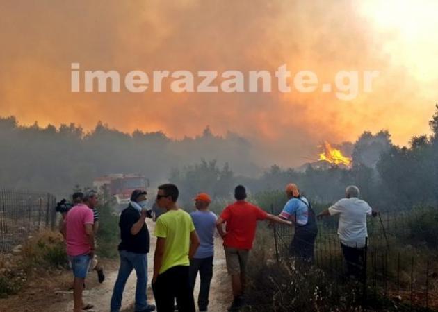 Φωτιά στη Ζάκυνθο: Εφιαλτική νύχτα στις φλόγες!