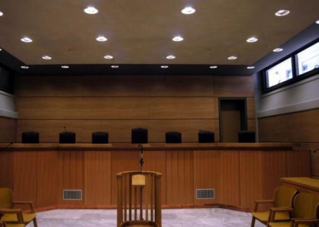 Γύρισε μεθυσμένος και βίασε την μητέρα του - 13 χρόνια κάθειρξη στον 29χρονο