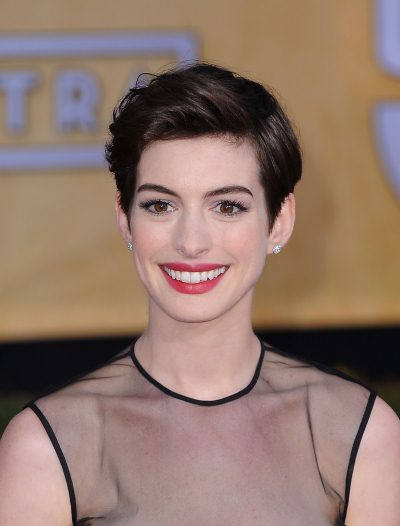 src=/files/Image/BEAUTY/2013/BEAUTY_NEWS/JANUARY/28_1/ANNE_HATHAWAY.jpg