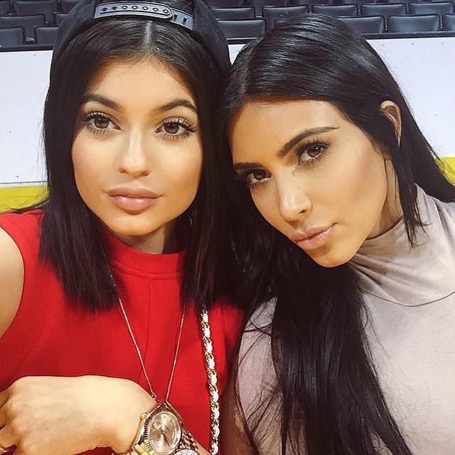 src=/files/Image/BEAUTY/2015/BEAUTY_NEWS/JUNE/10_6/kimkylie.jpg