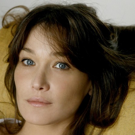 H 43χρονη Carla Bruni!