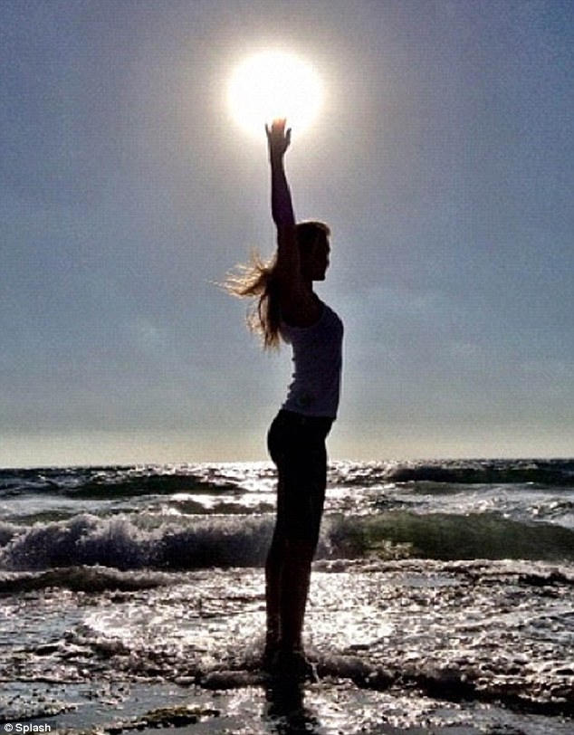 src=/files/Image/NEWS/2012/IOULIOS/03-07/bar1.jpg