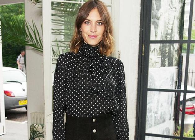 Δες που θα βρεις τη φούστα της Alexa Chung!