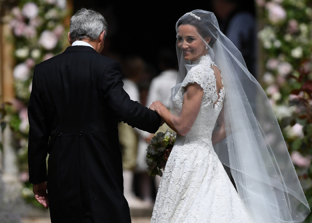 Η Pippa Middleton παντρεύτηκε: Όλες οι λεπτομέρειες για το παραμυθένιο νυφικό της