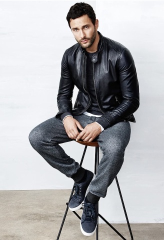 Noah Mills