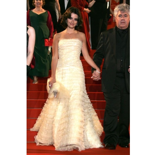 10 | Η Penelope Cruz με Ellie Saab Haute Couture το 2006