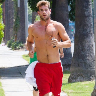 12 | Liam Hemsworth