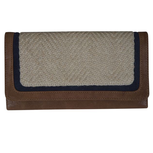 9 | Clutch bag Massimo Dutti