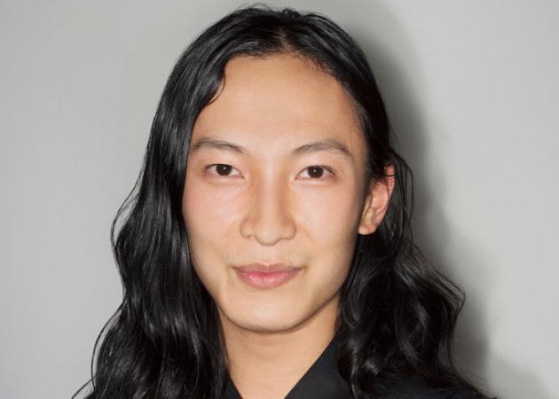 Ο Alexander Wang έχει μερικά πολύ περίεργα beauty tips να μοιραστεί μαζί μας!