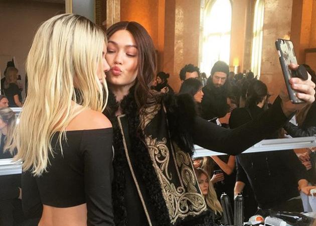 Kendall Jenner- Gigi Hadid: αντάλλαξαν… χρώμα μαλλιών για το show του Balmain!