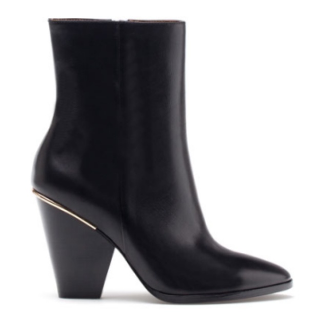 8 | Ankle boots Uterque