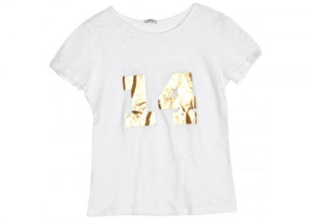 Λευκό tshirt με χρυσή στάμπα: Απόκτησε το μόνο με 11,90€!