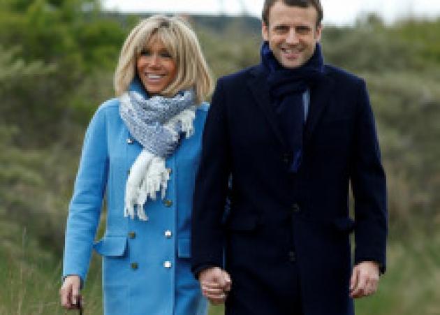 Εμανουέλ Μακρόν – Μπριζίτ Τρονιέ: «Στα 17 μου είπε “ό,τι κι αν κάνεις, θα σε παντρευτώ”»