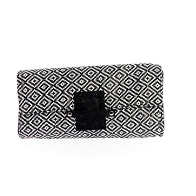 12 | Clutch Alexi Andriotti Accessories