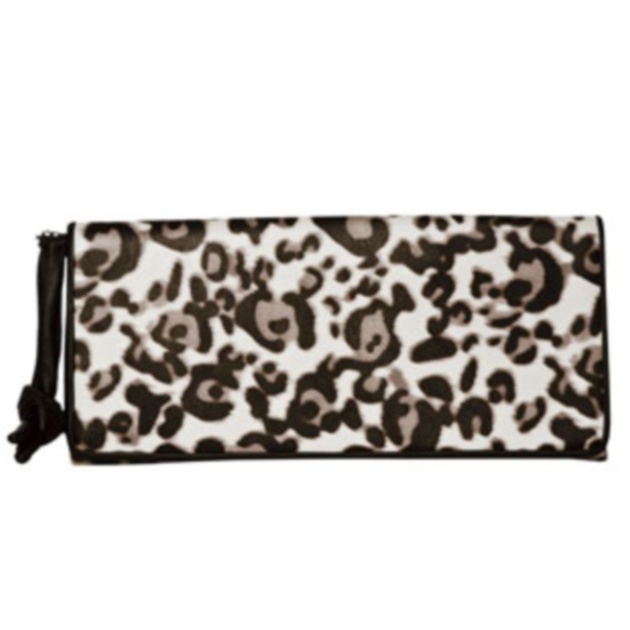 11 | Clutch Achilleas Accessories