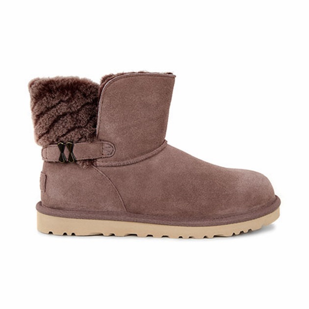 7 | Boots Ugg