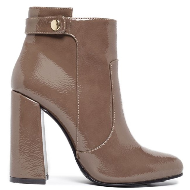 26 | Ankle boots J Crew 398€