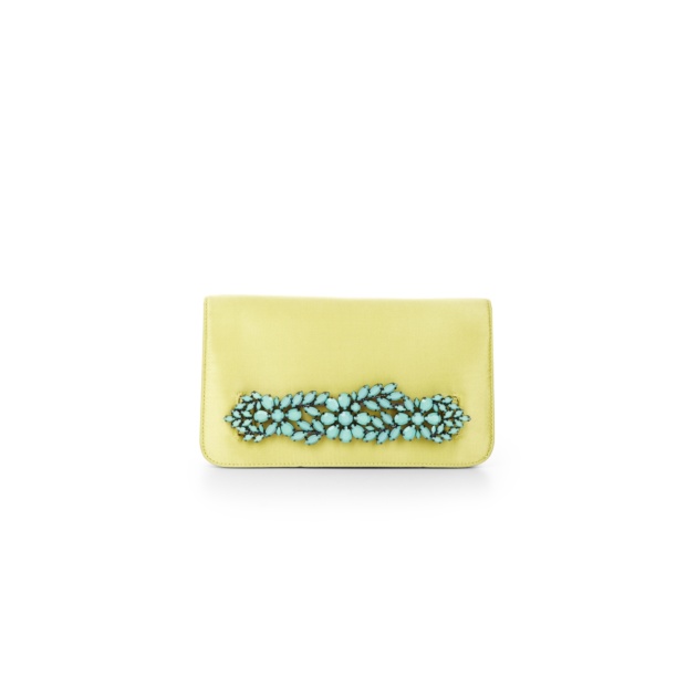 13 | Clutch BCBG Max Azria