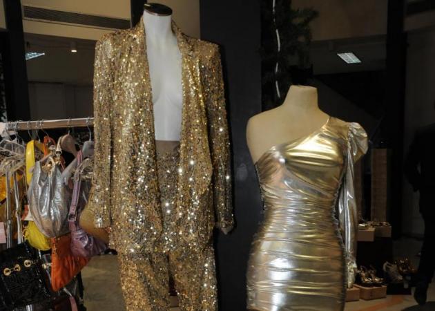 Δες το Bazaar με ρούχα της Lopez και της Beyonce στην Αθήνα!