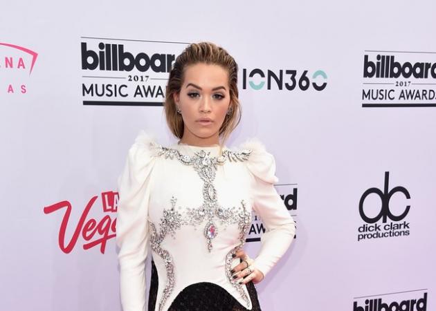 Billboard Music Awards 2017: Tι φόρεσαν οι stars;