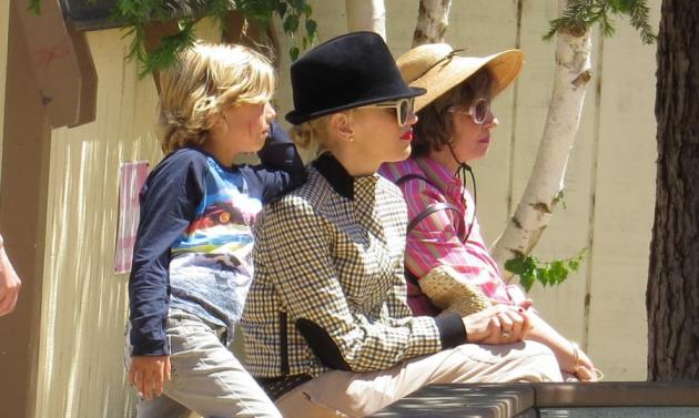 Gwen Stefani! Βόλτα στη φάρμα με τα παιδιά της
