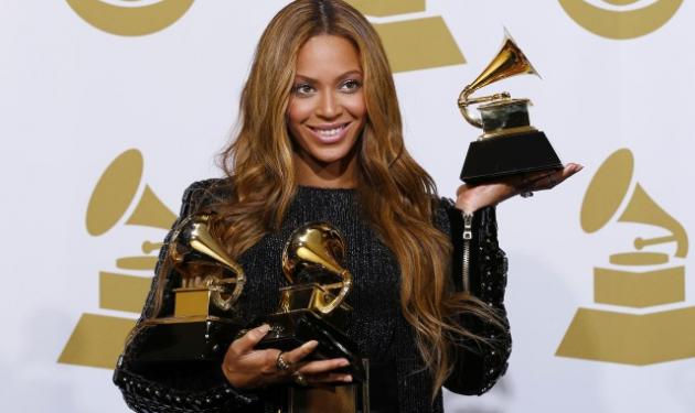 Grammys 2015: Οι μεγάλοι νικητές και οι εντυπωσιακές εμφανίσεις στο κόκκινο χαλί!