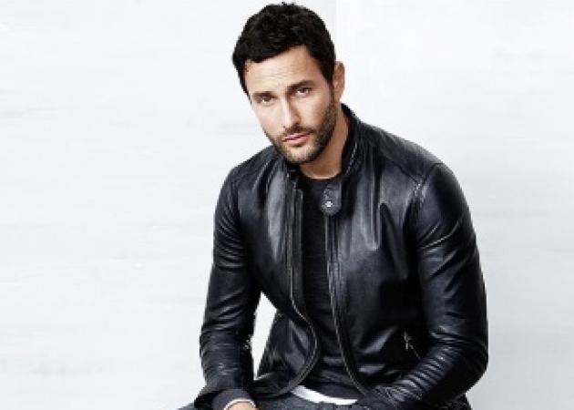 Γνώρισε τον γοητευτικό Noah Mills