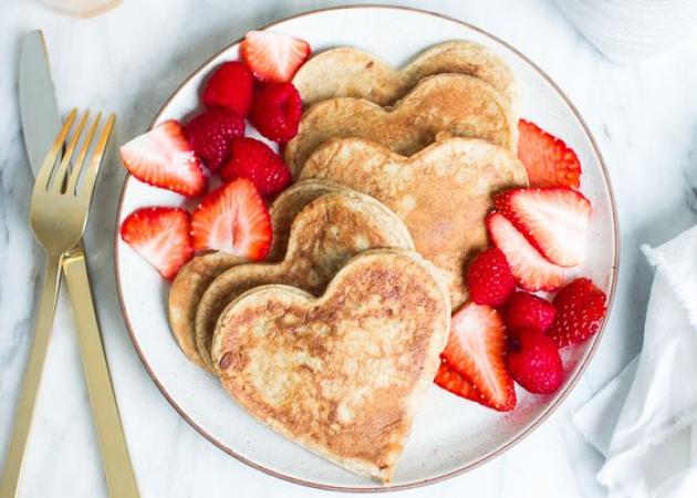 Οι 7 τροφές που πρέπει να συμπεριλάβεις στο πρωινό σου αν θες να αδυνατίσεις!