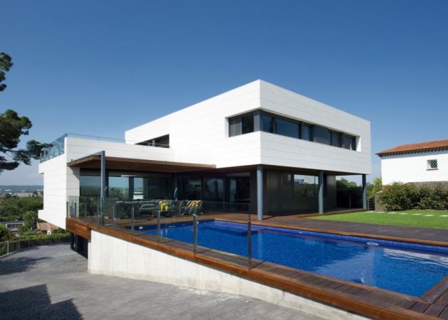 Μοντέρνο design: Ένα σπίτι στη Βαρκελώνη έχει πιάσει… το νόημα!