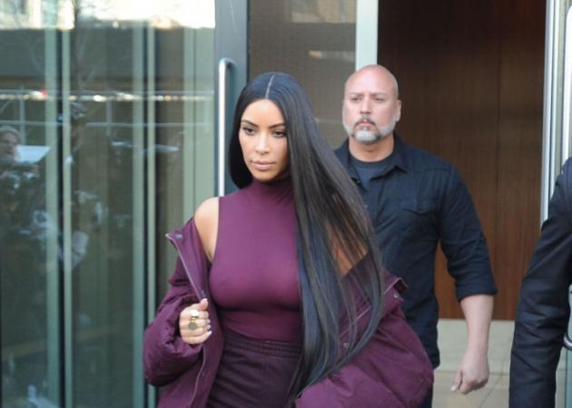 Shrobing: Ο νέος super stylish τρόπος να φοράς το jacket σου! Το κάνει και η Kim Kardashian