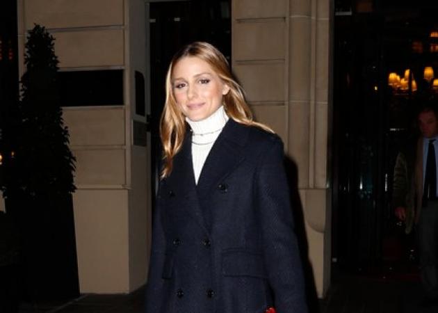 Η Olivia Palermo σου δείχνει τον cool τρόπο να κάνεις update το black & white look σου