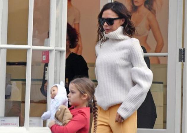 Victoria και Harper Beckham: Κάνουν shopping therapy με άψογο στιλ