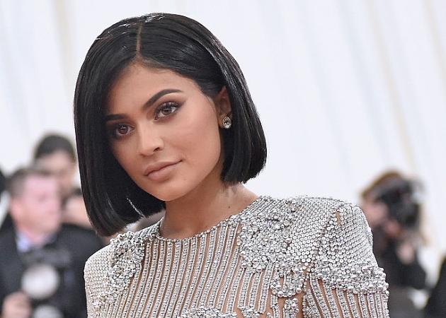 Δεν φαντάζεσαι τι έκανε η Kylie Jenner το Balmain φόρεμα που φορούσε στο Met Gala