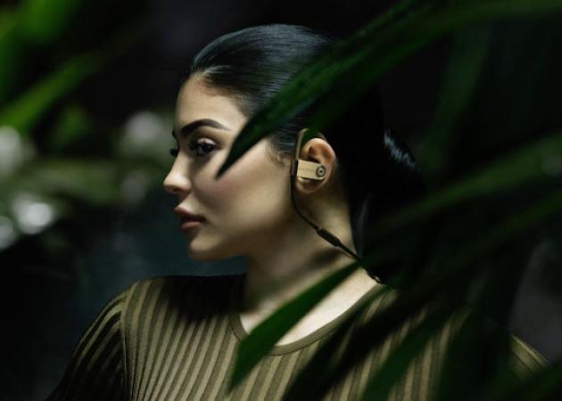 Η Kylie Jenner σε ρόλο μοντέλου για τον οίκο Balmain