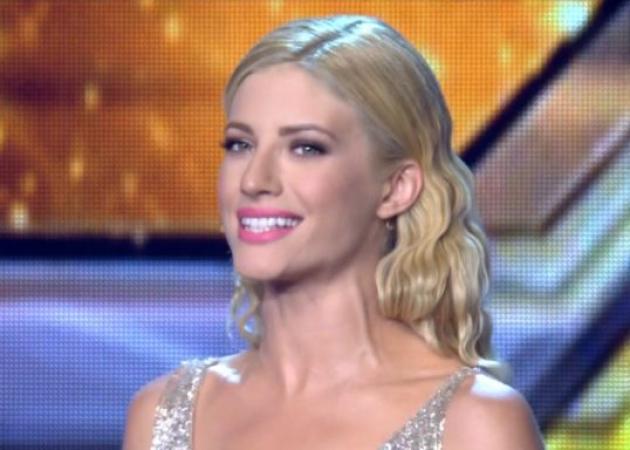X Factor: Λαμπερή και σέξι η Ευαγγελία Αραβανή στη σκηνή του show!