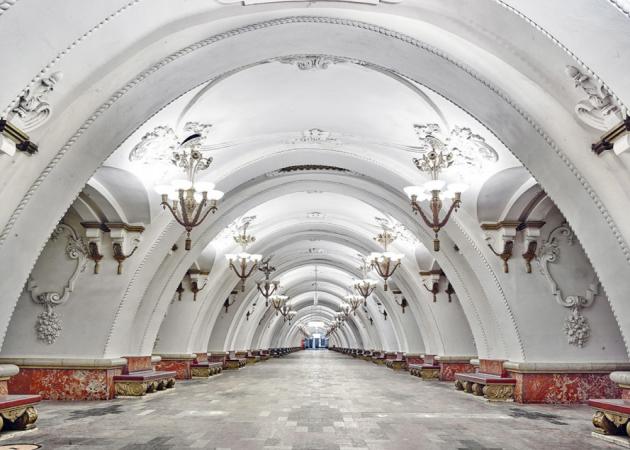 Διακόσμηση: Αυτό δεν είναι κάποιο παλάτι, είναι το μετρό της Μόσχας!